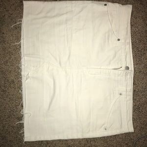 White denim skirt